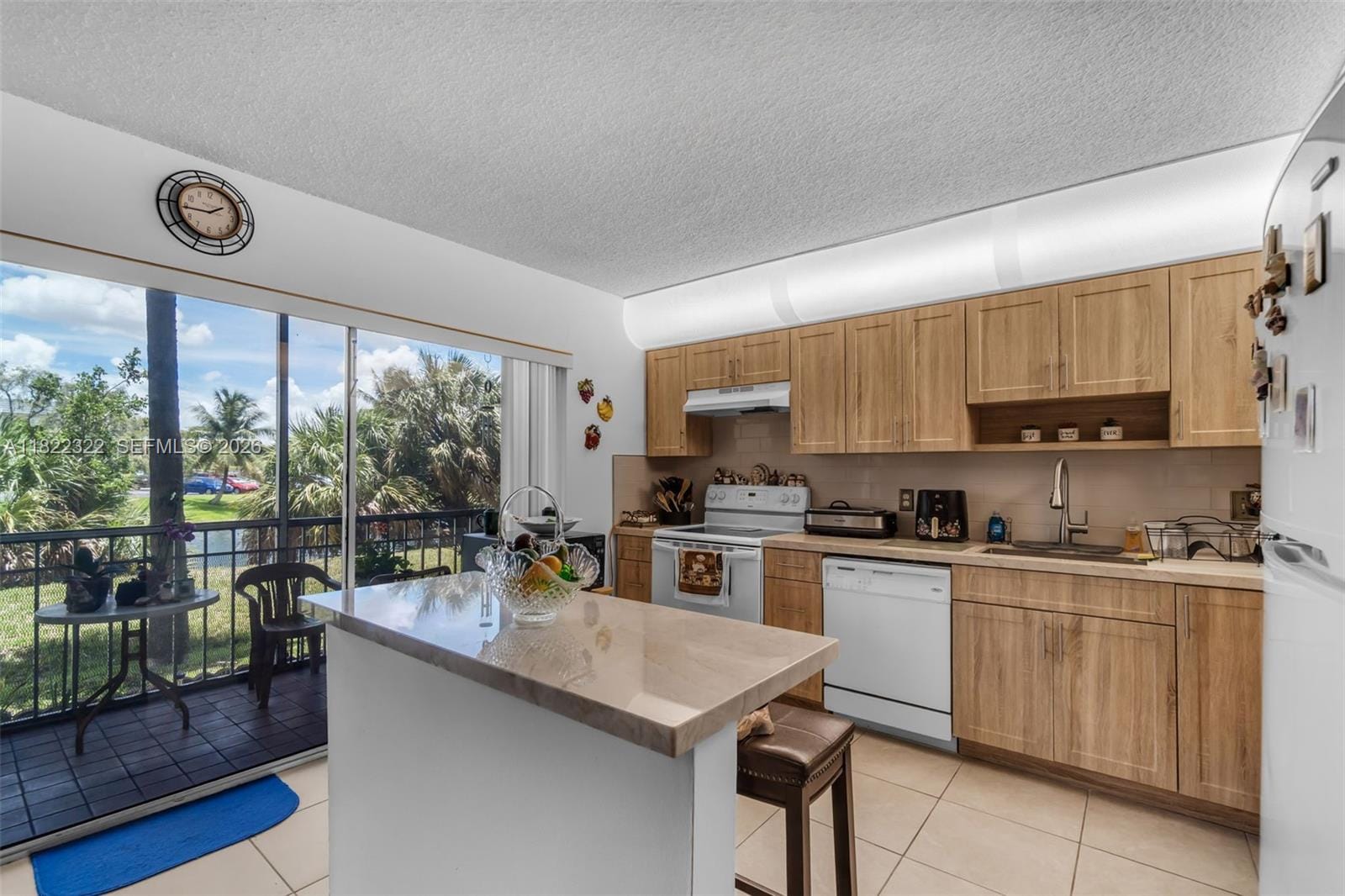 17000 NW 67th Avenue 126, Hialeah, FL 33015
