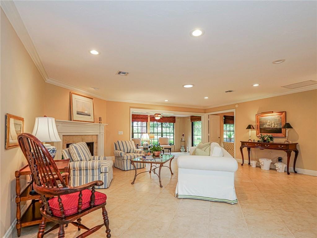 102 Prestwick Circle, Vero Beach, FL 32967 photo 11