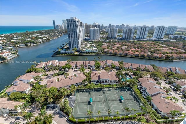21050 Point Place 2702, sold in Atlantic Iii At The Point, Aventura, FL