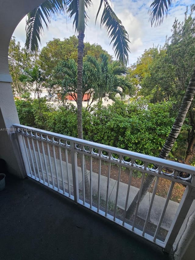 11503 NW 89th Street 224, sold in St Mortiz At Doral, Doral, FL