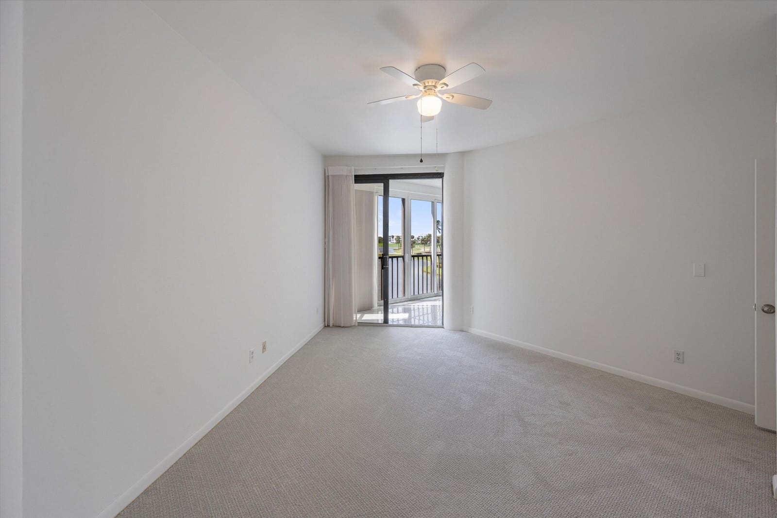 221 NE Plantation Road 303, Stuart, FL 34996 photo 24