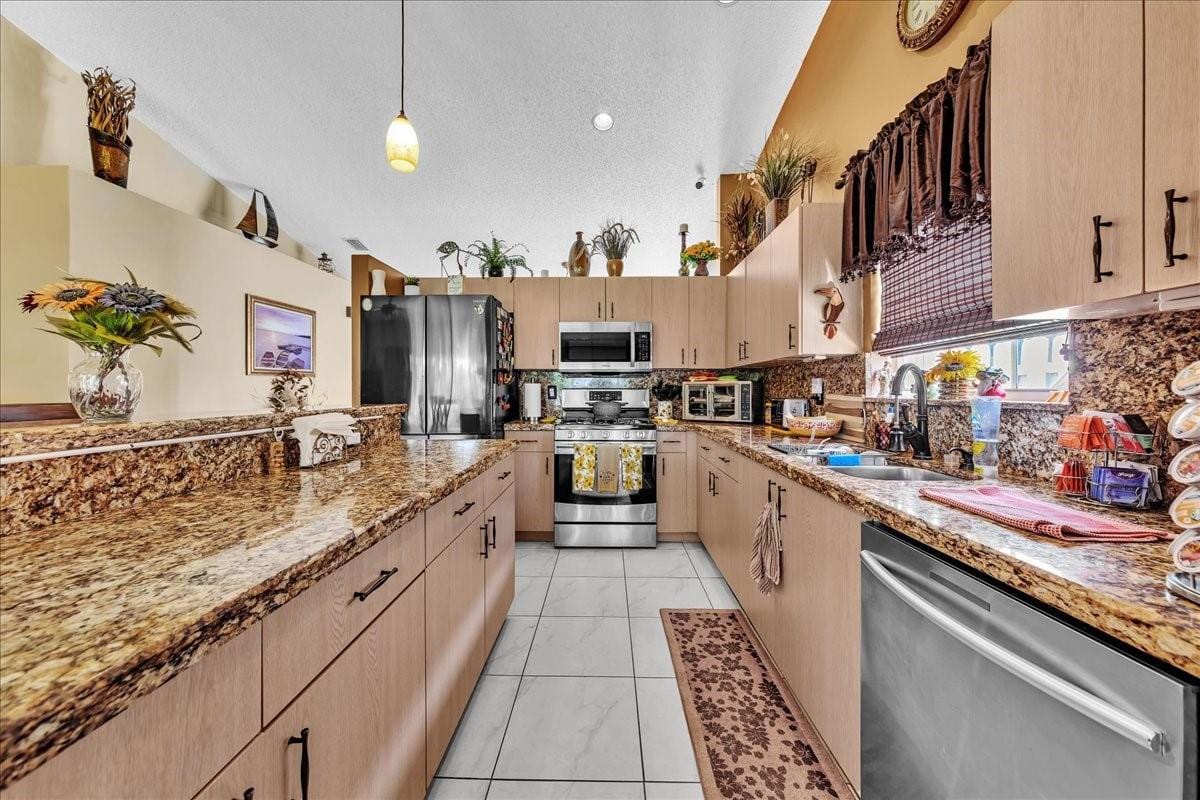 1411 NW 129th Avenue, Sunrise, FL 33323 photo 17