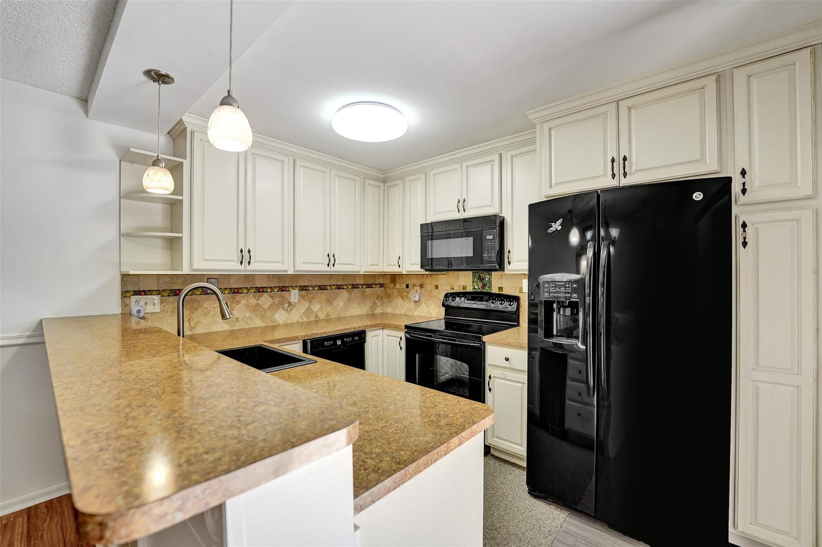 11884 SW 12th Place 11884, Davie, FL 33325 photo 18