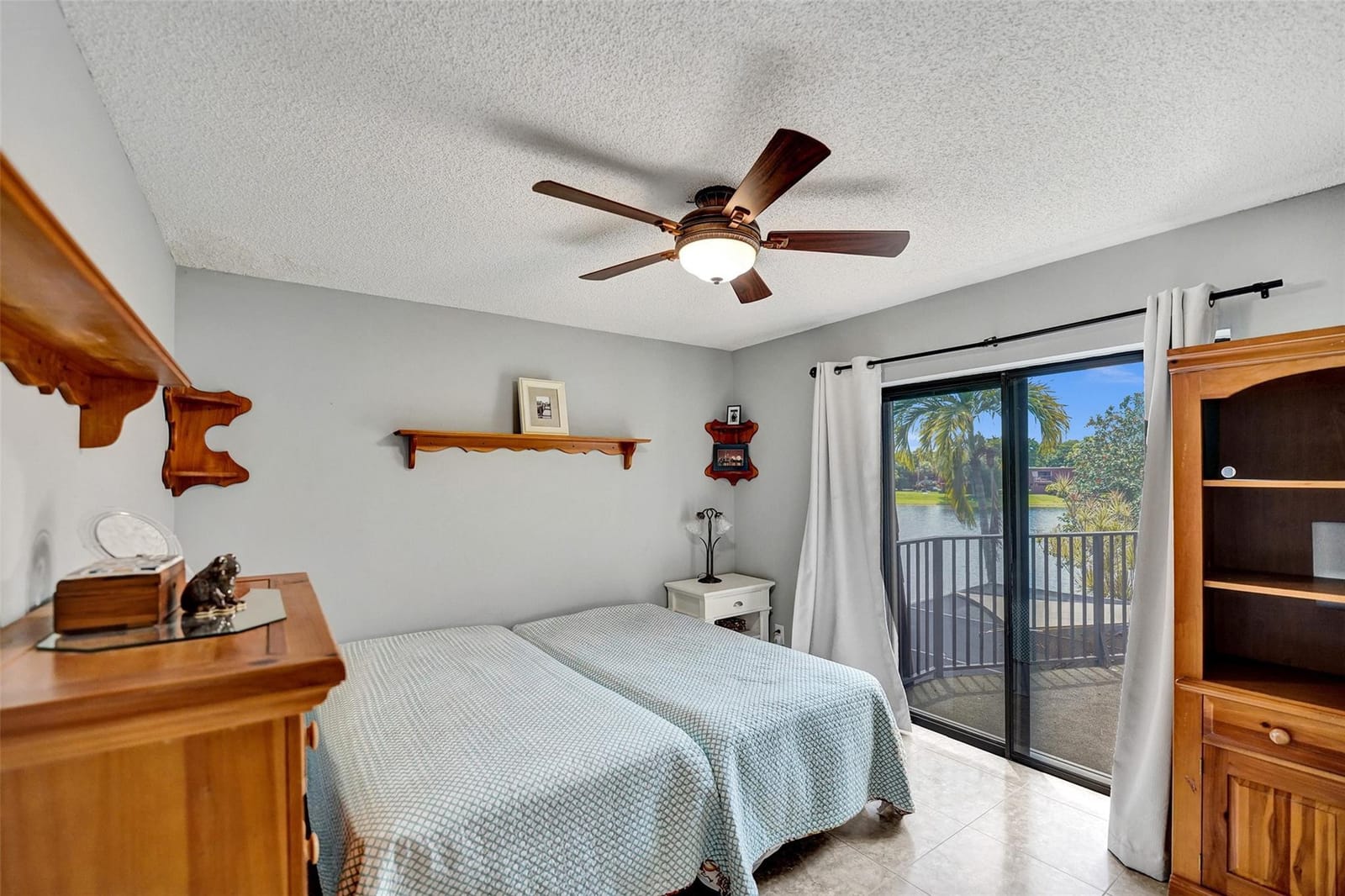 11884 SW 12th Place 11884, Davie, FL 33325 photo 27