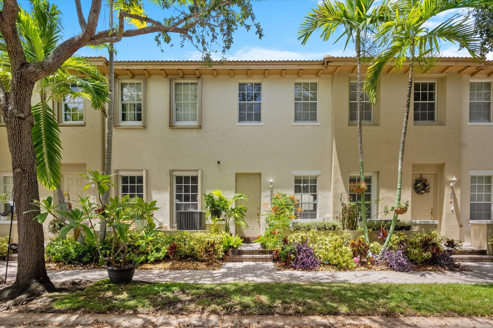 609 NW 24th Avenue, Boynton Beach, FL 33426 photo 1
