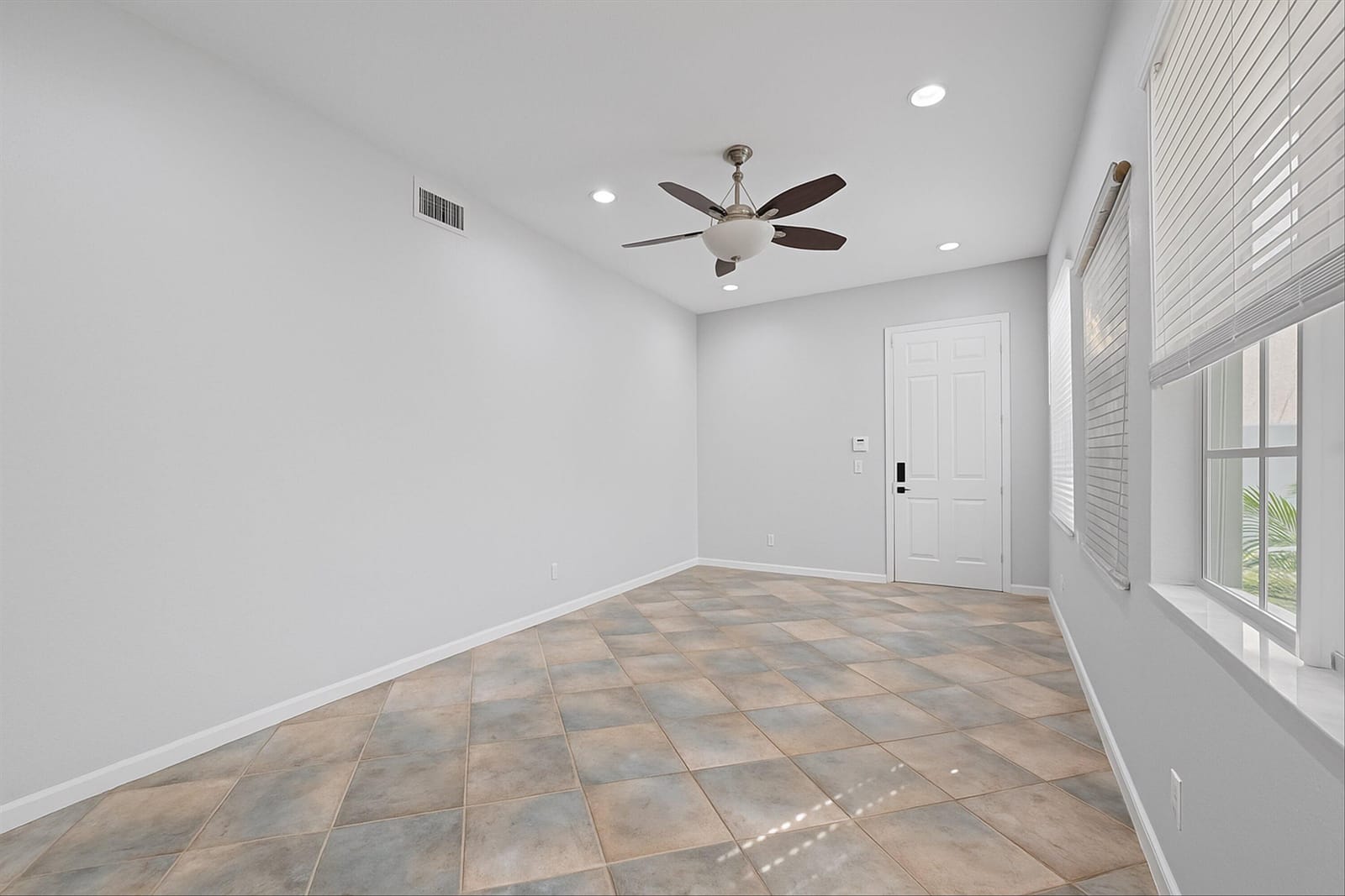 609 NW 24th Avenue, Boynton Beach, FL 33426 photo 9