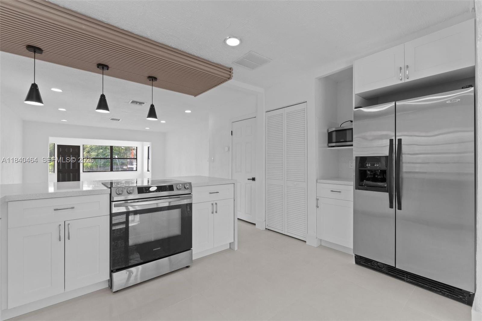 18201 NW 20th Avenue, Miami Gardens, FL 33056 photo 9