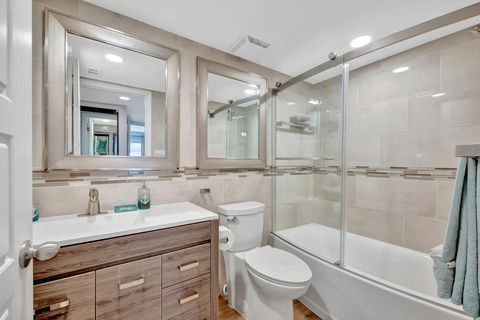2400 S Ocean Drive 722 — photo 10