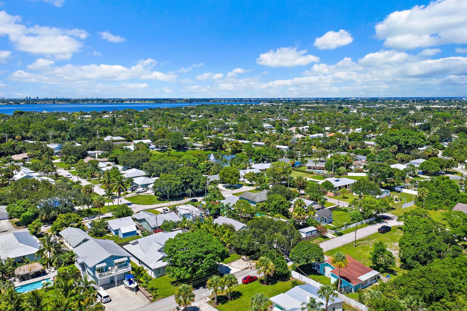 1021 SE Hall Street, Stuart, FL 34996 photo 4