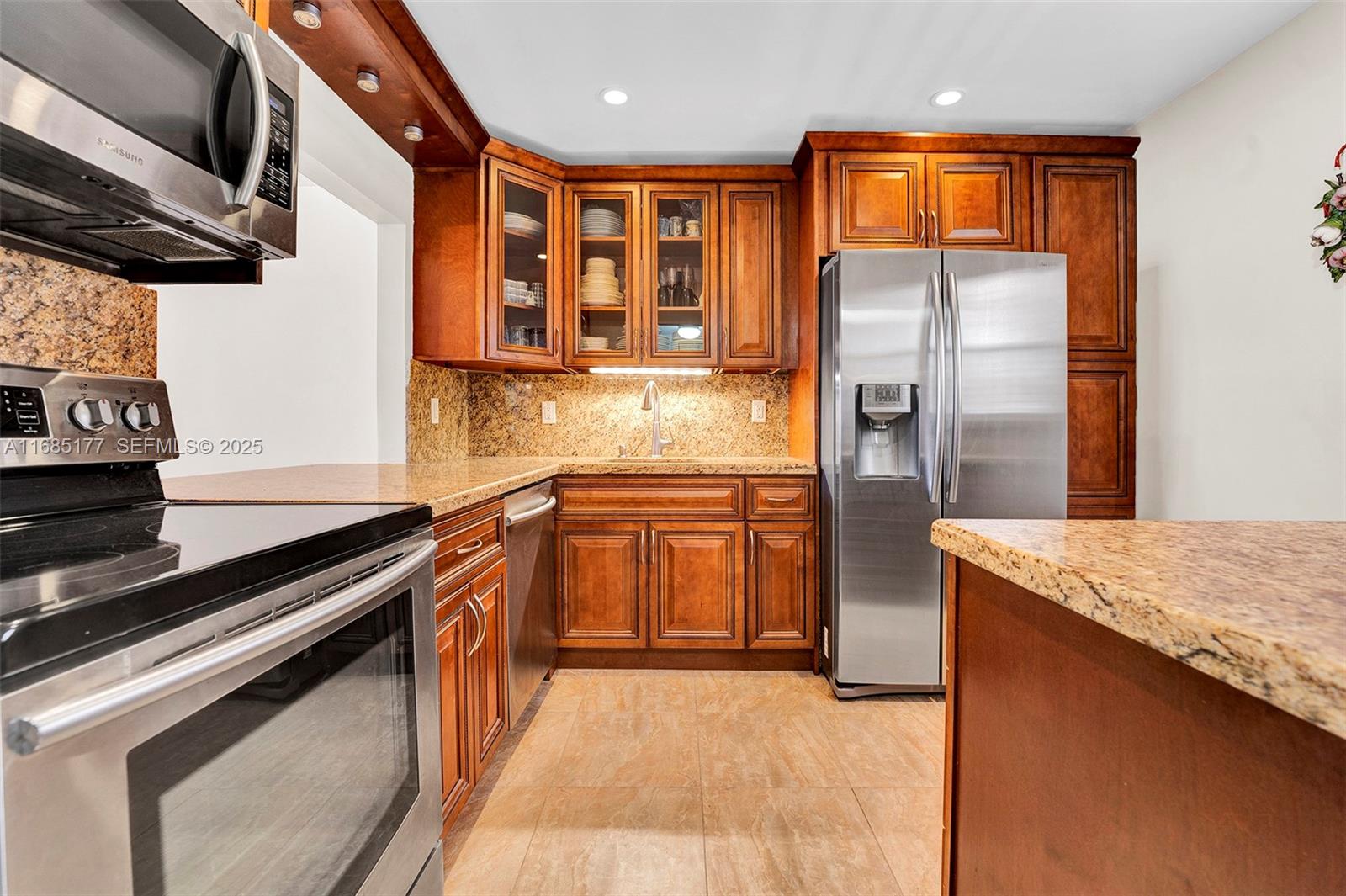 410 SE 2nd Street 220, Hallandale Beach, FL 33009, Hallandale Beach