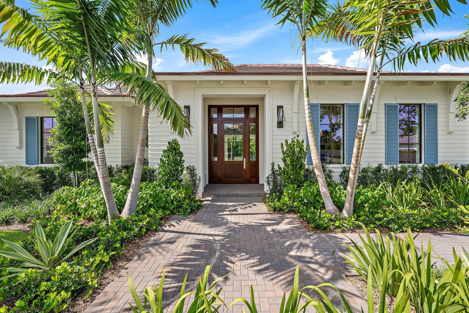 2916 Bluewater Cove, Gulf Stream, FL 33483