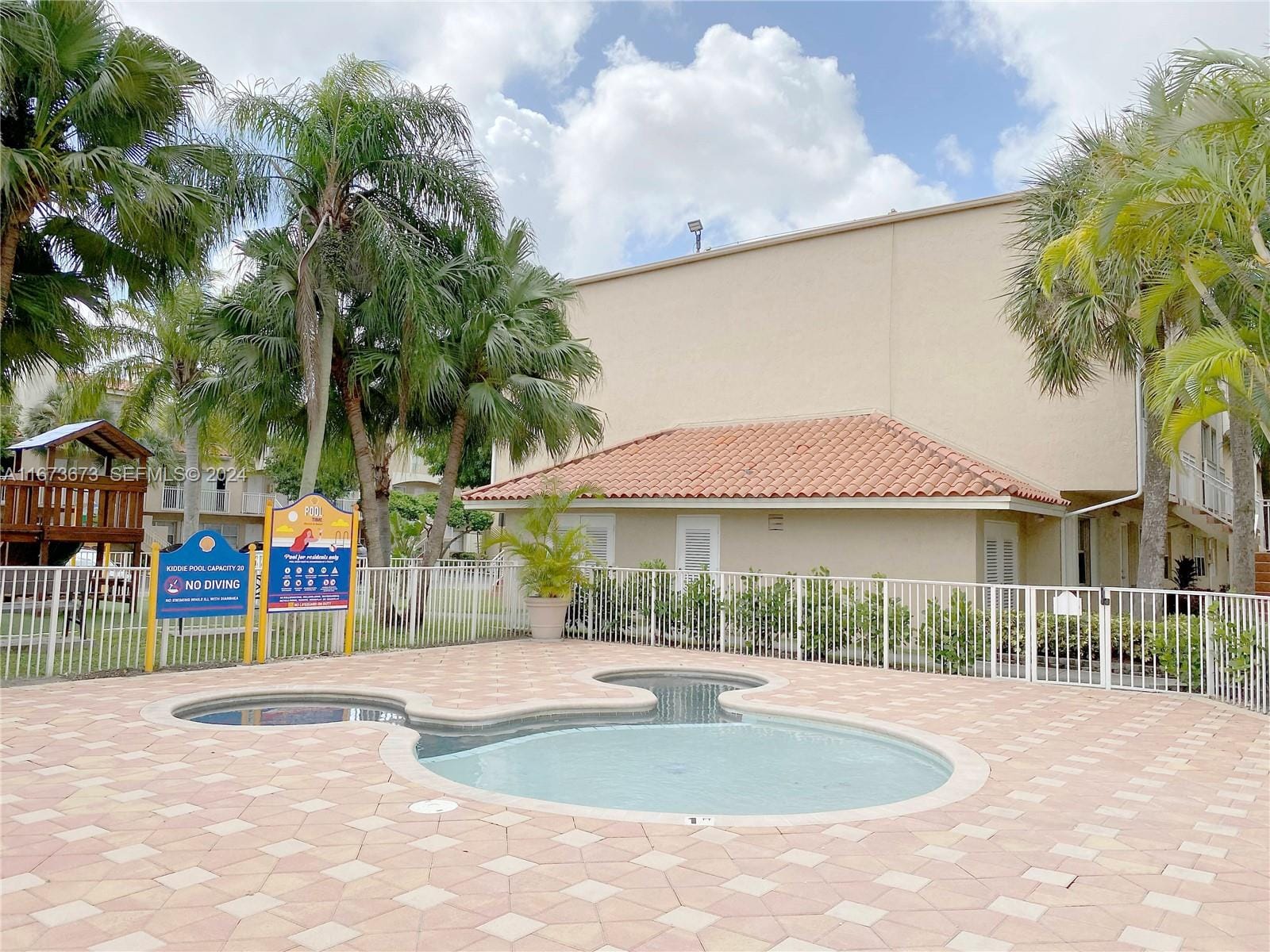 670 NW 85th Place 11-108, Miami, FL 33126 photo 16