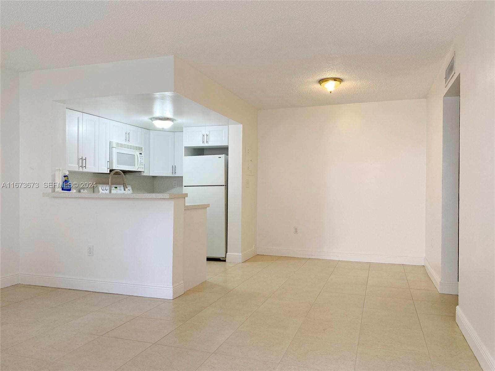 670 NW 85th Place 11-108, Miami, FL 33126 photo 4