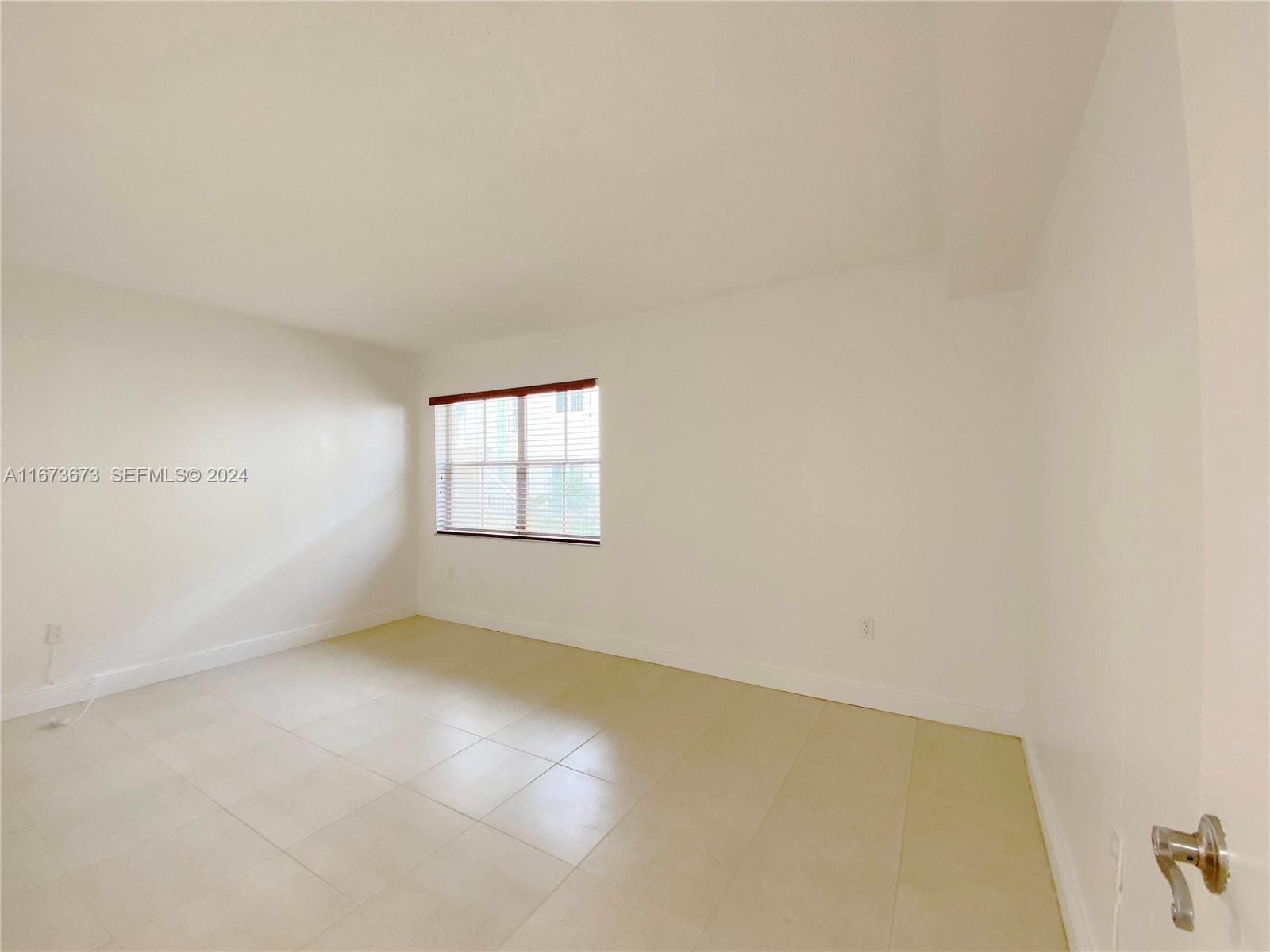 670 NW 85th Place 11-108, Miami, FL 33126 photo 9