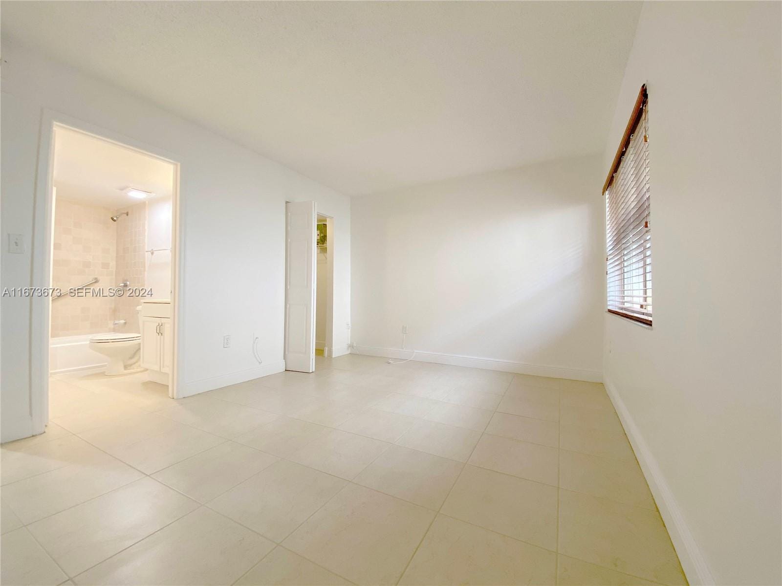 670 NW 85th Place 11-108, Miami, FL 33126 photo 10
