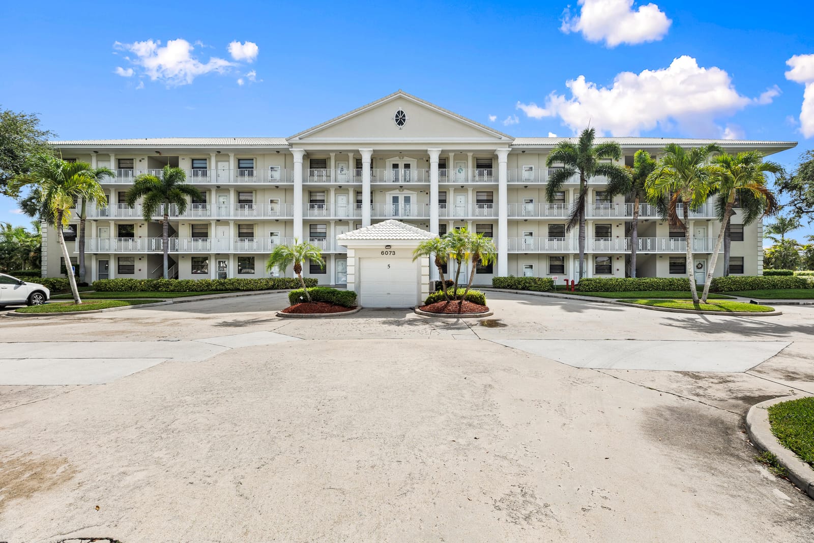 6073 Balboa Circle 303, Boca Raton, FL 33433 photo 1