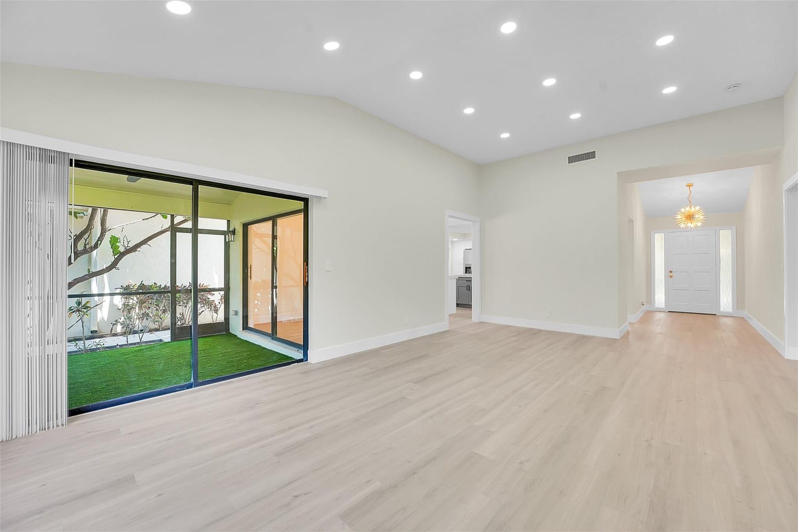 11457 Shady Oaks Lane — photo 12