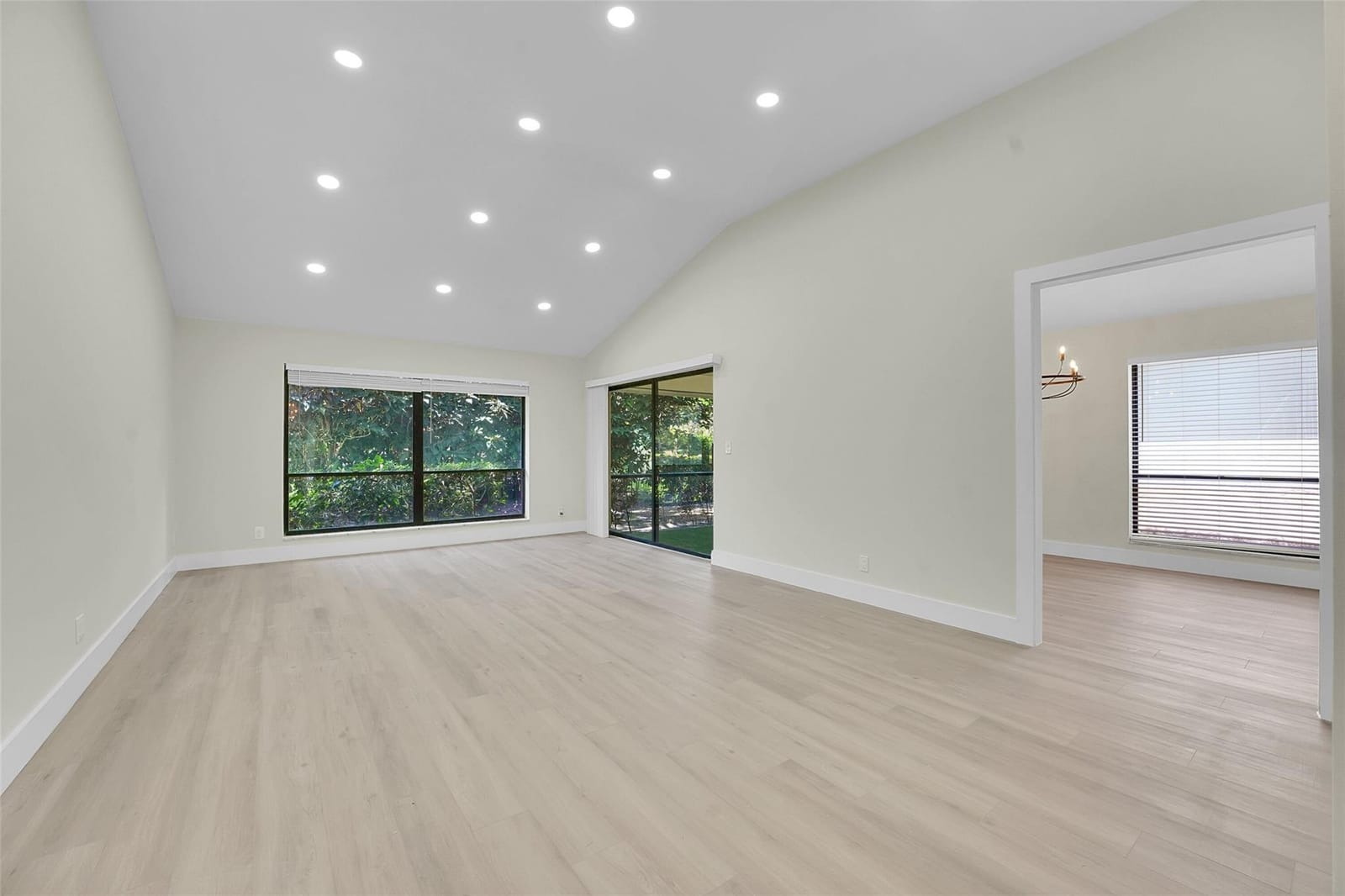 11457 Shady Oaks Lane — photo 9
