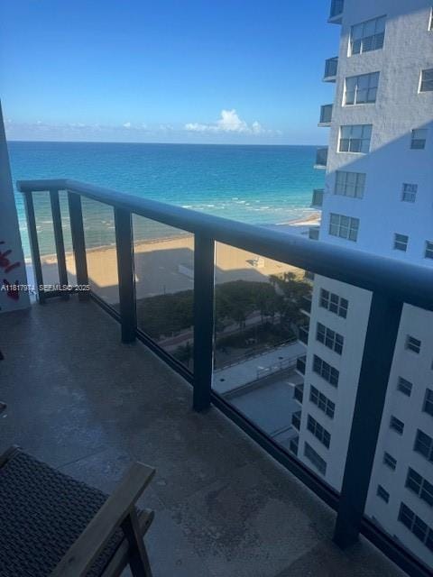 6039 Collins Avenue 1516, Miami Beach, FL 33140 photo 2