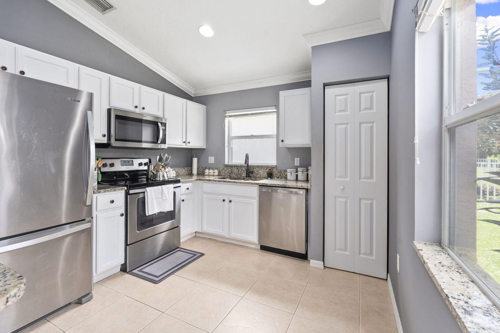475 SW Talquin Lane — photo 3