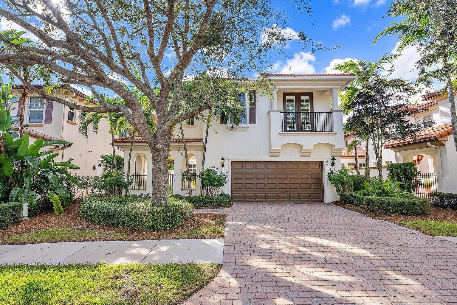 885 Taft Court, Palm Beach Gardens, FL 33418