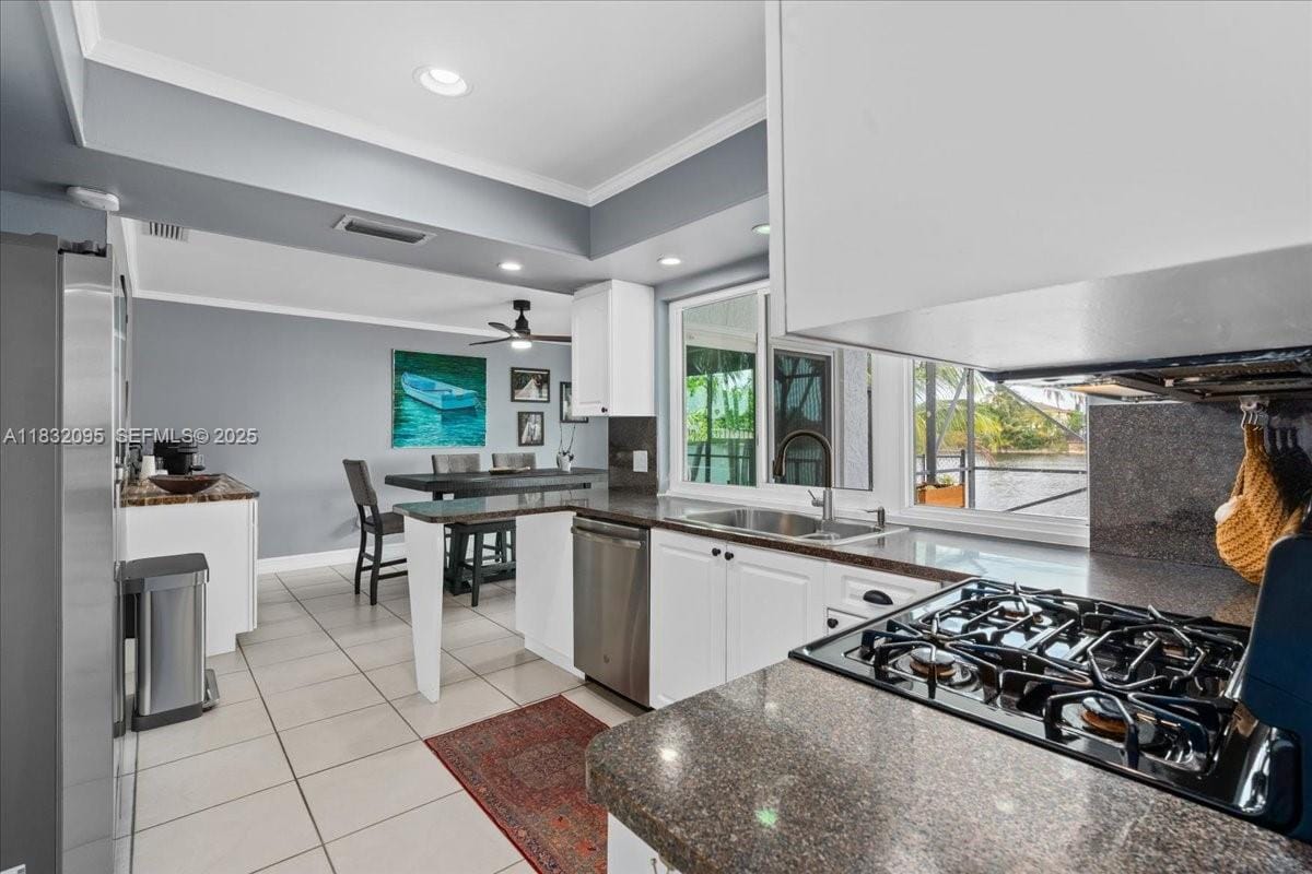 3691 NW 115th Terrace, Sunrise, FL 33323 photo 9