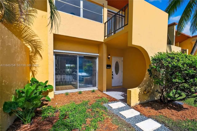 13771 SW 84th Street C, sold in Taracoma Townhomes, Miami, FL