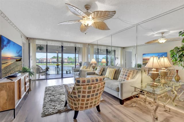 6033 Coral Lake Drive 6033, Margate, FL 33063