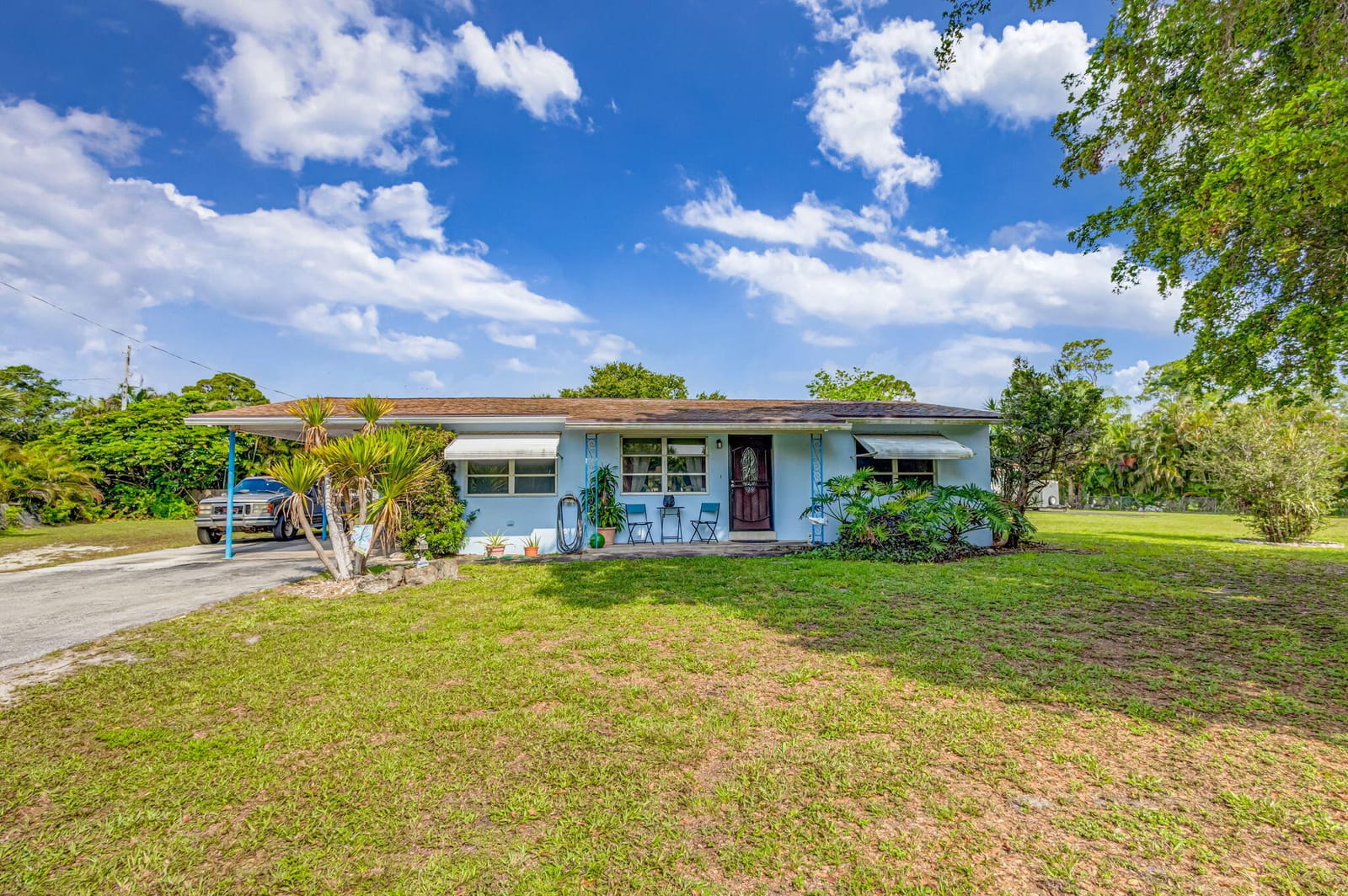 8781 N Virgina Avenue, Palm Beach Gardens, FL 33418