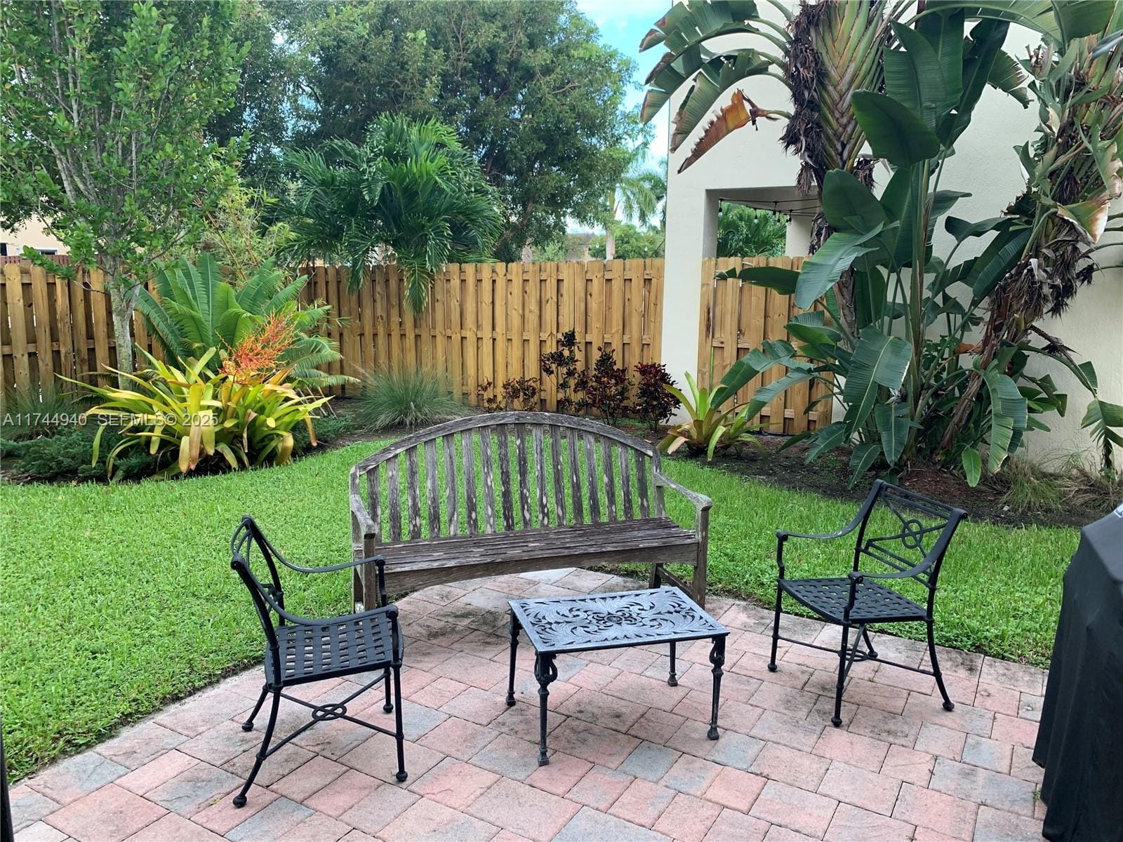 9111 SW 227th Terrace, Cutler Bay, FL 33190 photo 4