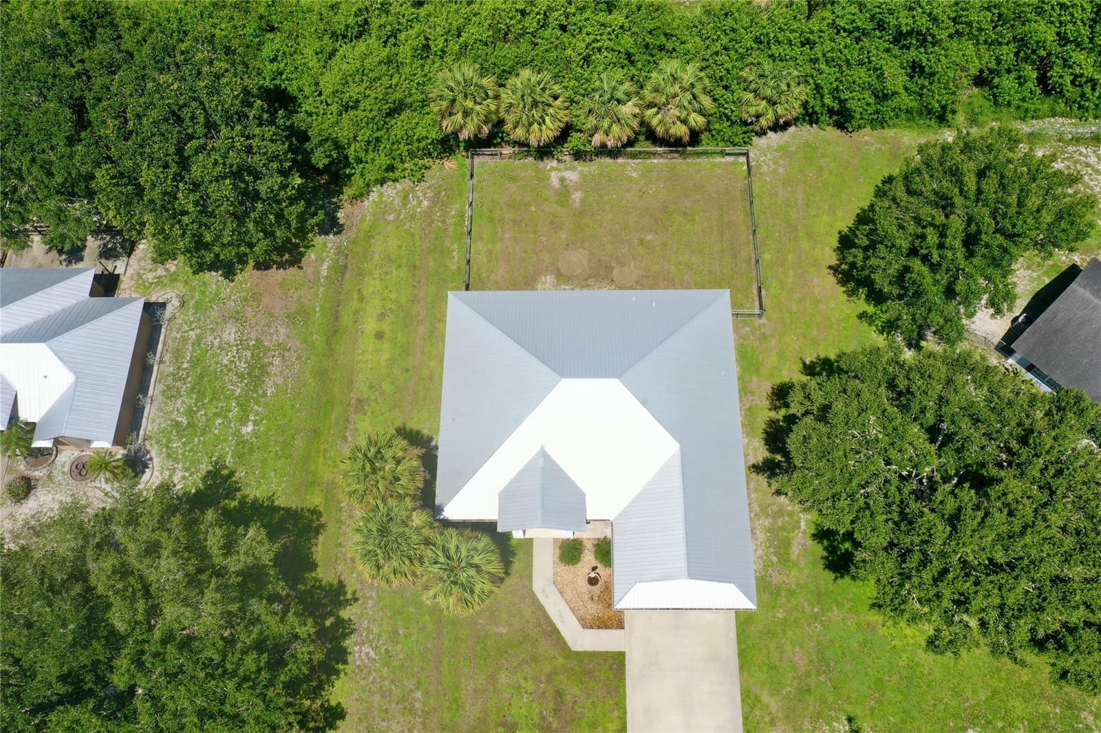 1051 SW 86th Avenue, Okeechobee, FL 34974 photo 2