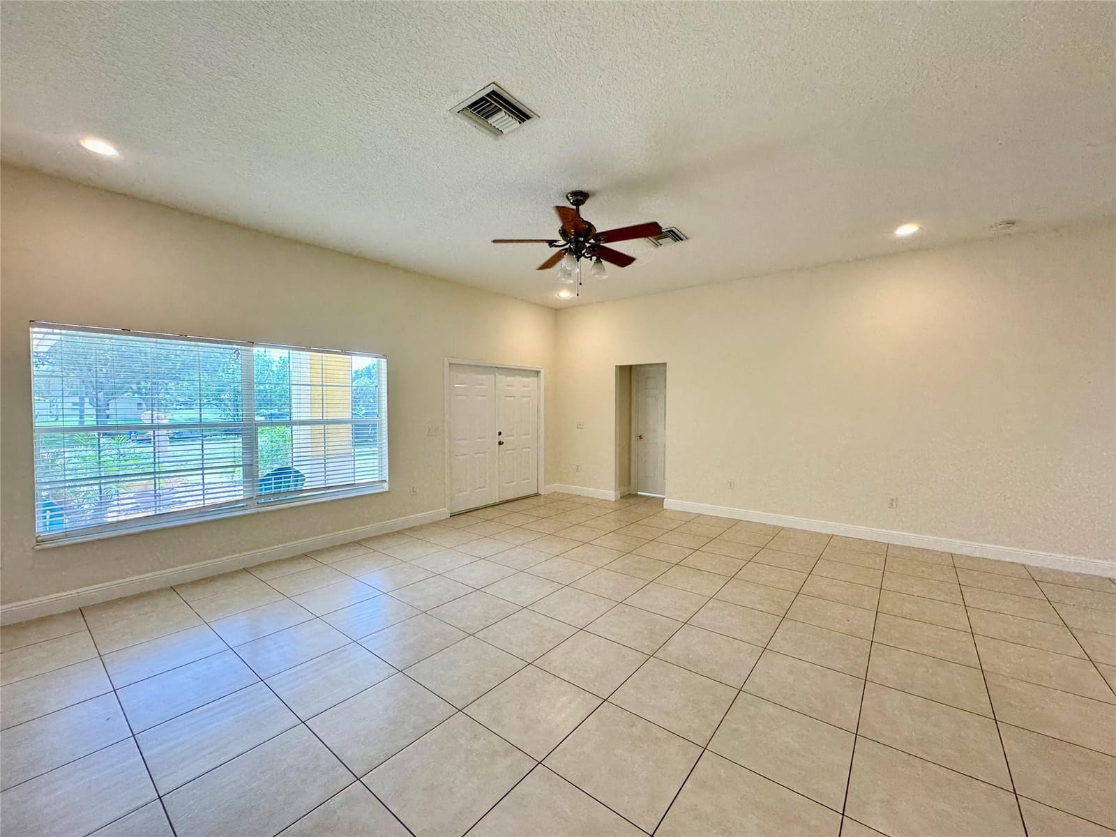 1051 SW 86th Avenue, Okeechobee, FL 34974 photo 6