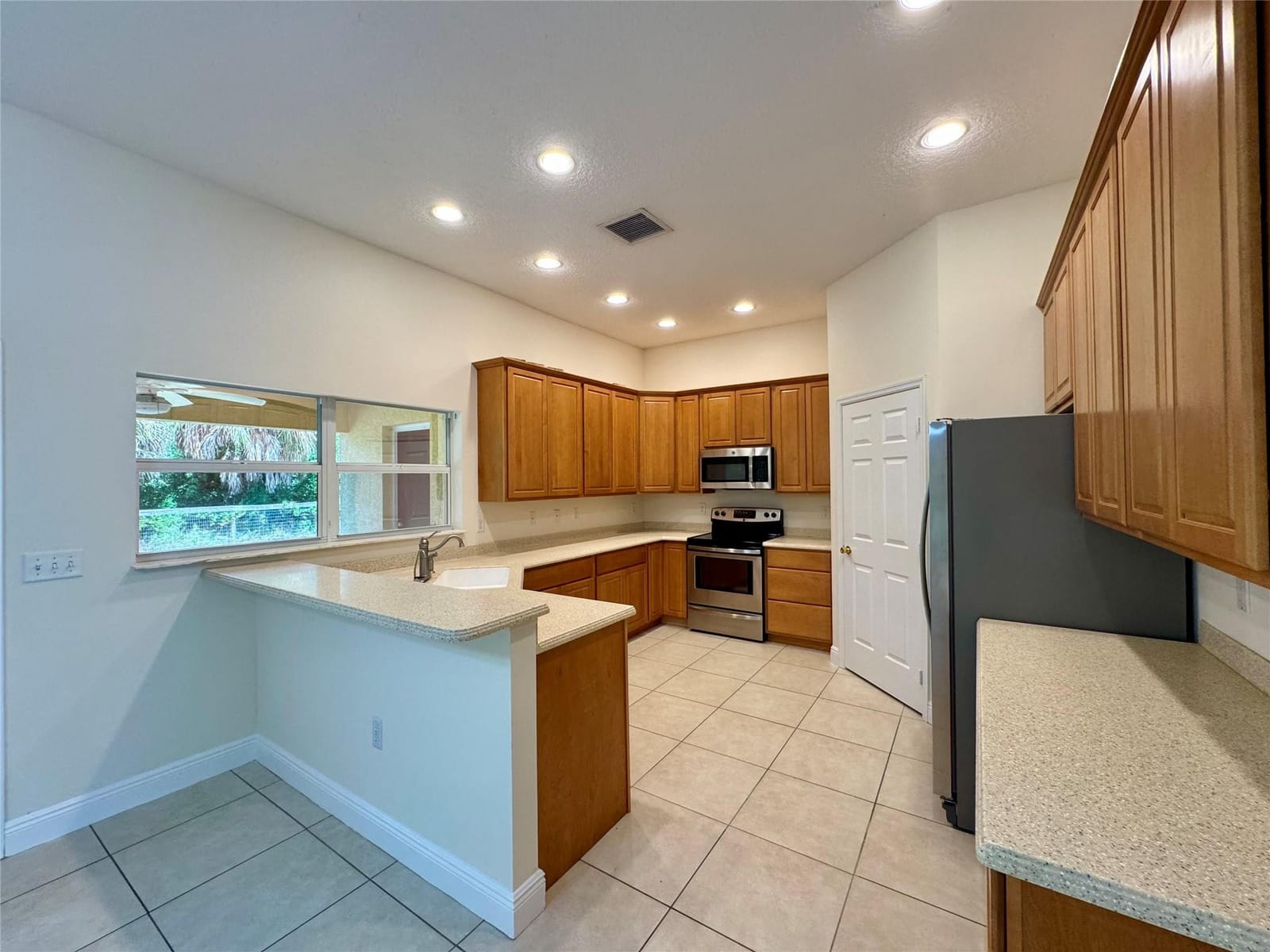 1051 SW 86th Avenue, Okeechobee, FL 34974 photo 8