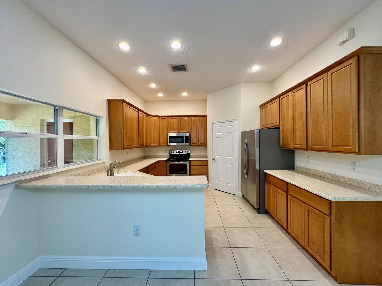 1051 SW 86th Avenue, Okeechobee, FL 34974 photo 9
