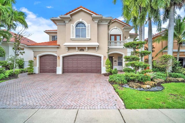 21062 Bella Vista Circle, sold in Palma Vista, Boca Raton, FL