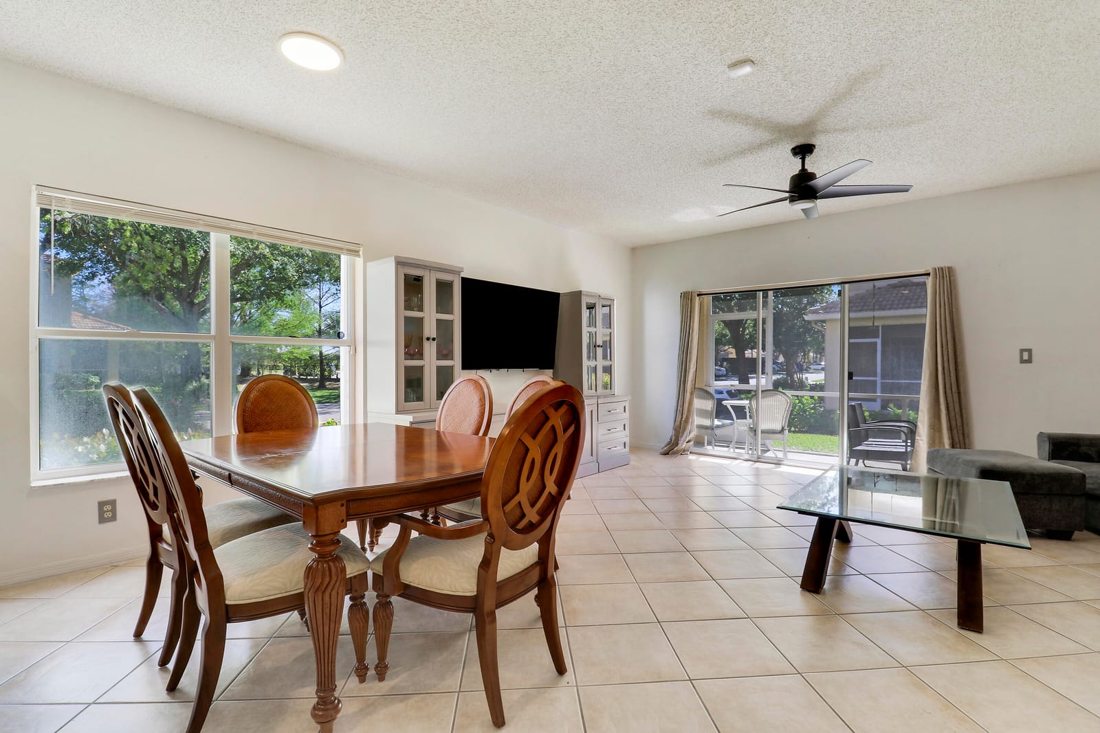 1495 Barrymore Court — photo 10