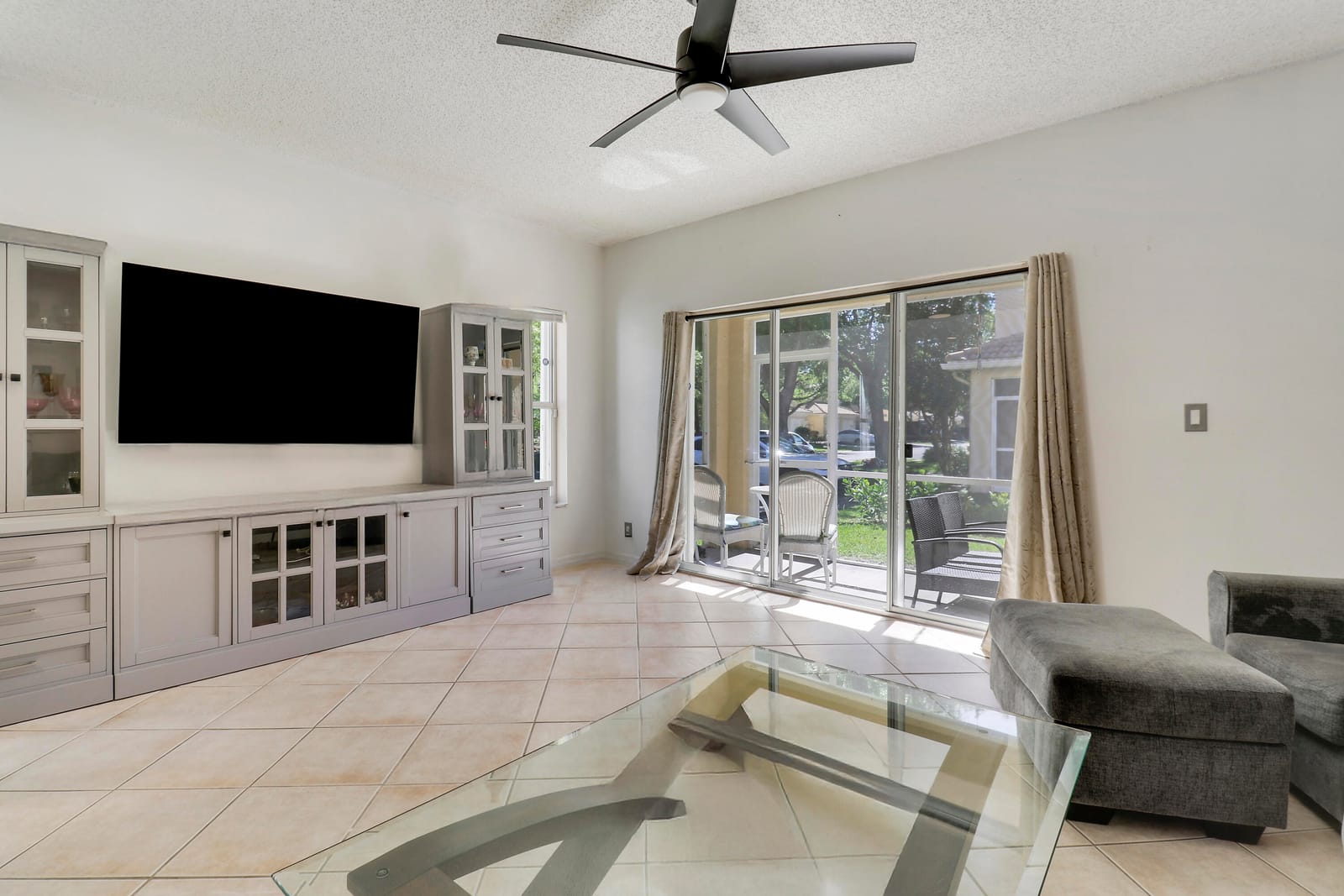 1495 Barrymore Court — photo 12