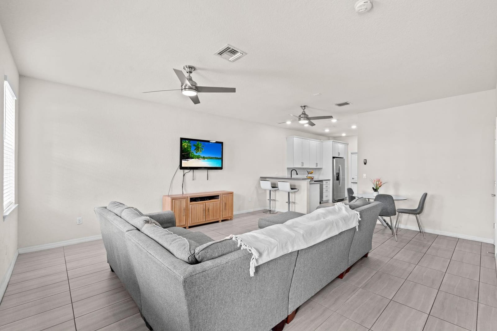 1190 Eucalyptus Drive 5, Hollywood, FL 33021 photo 6
