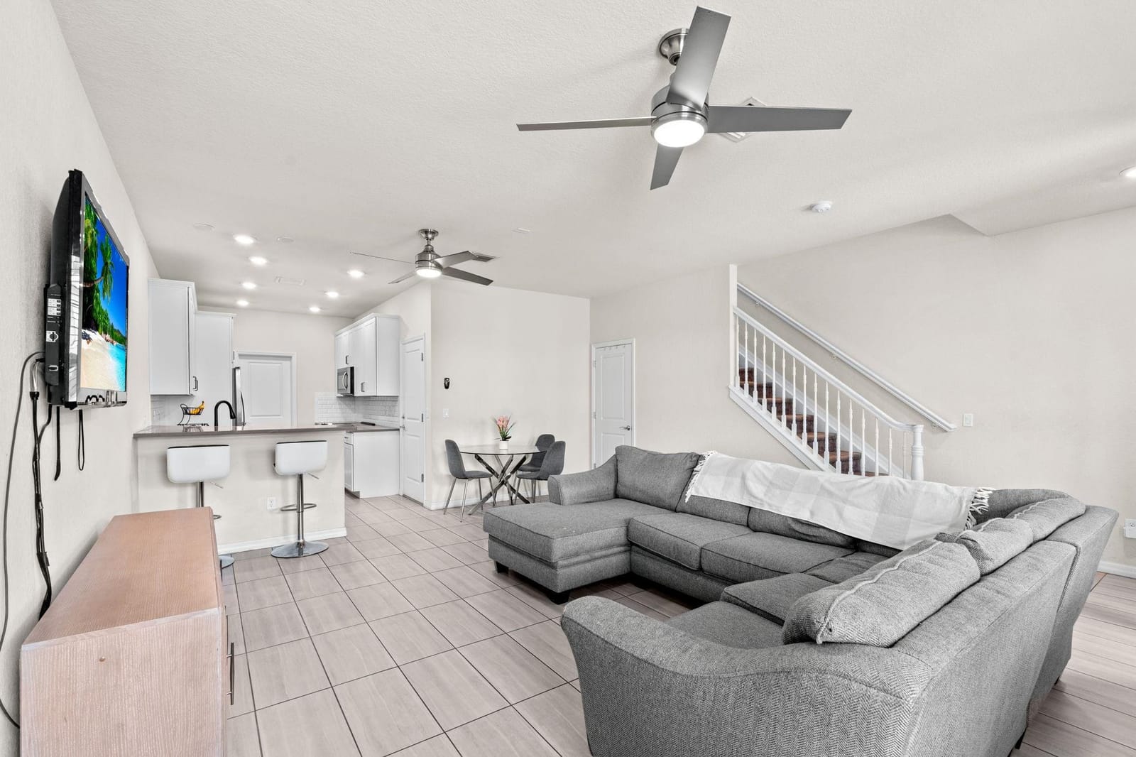 1190 Eucalyptus Drive 5, Hollywood, FL 33021 photo 8