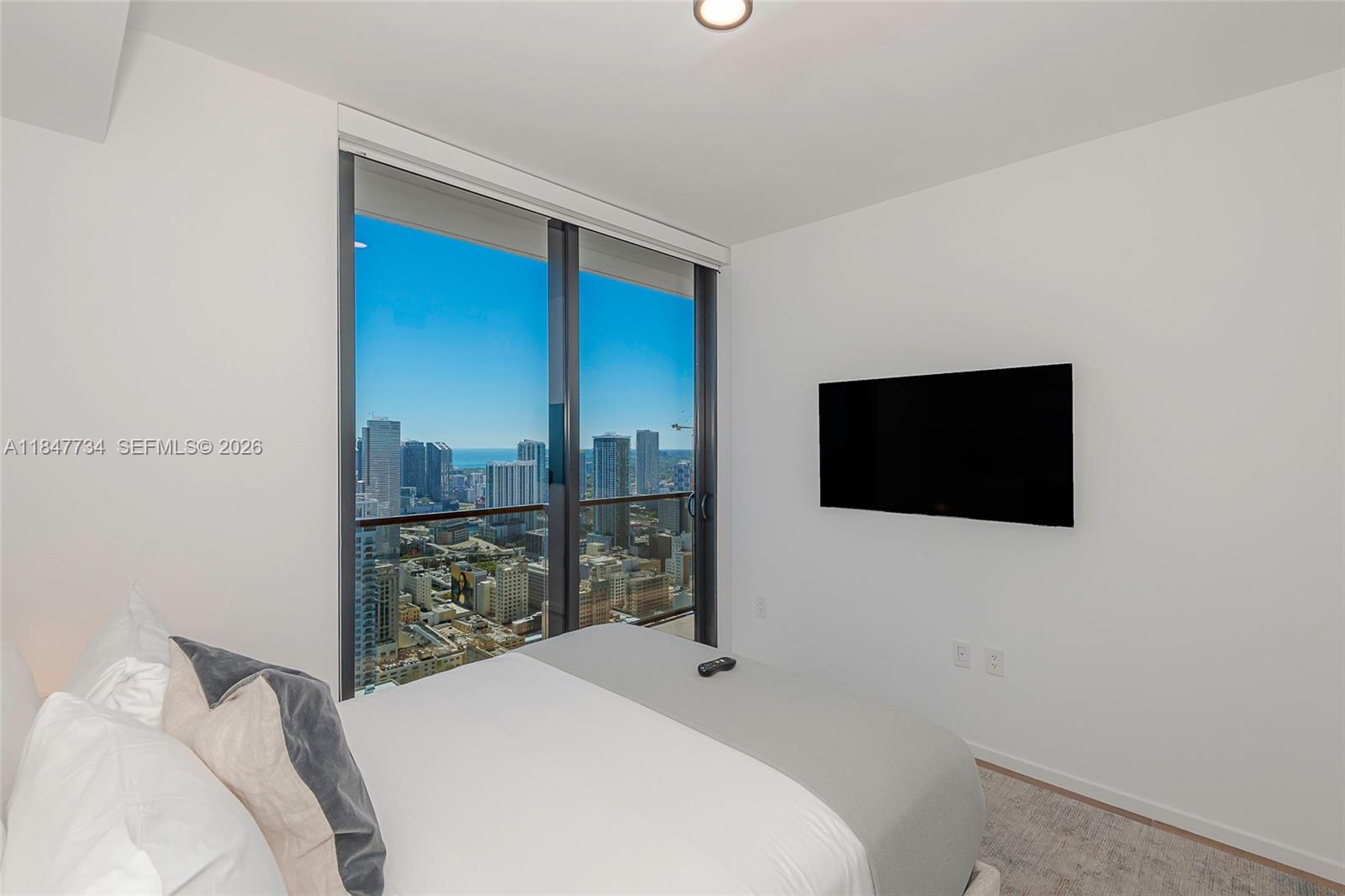 398 NE 5th Street 4417, Miami, FL 33132 photo 23