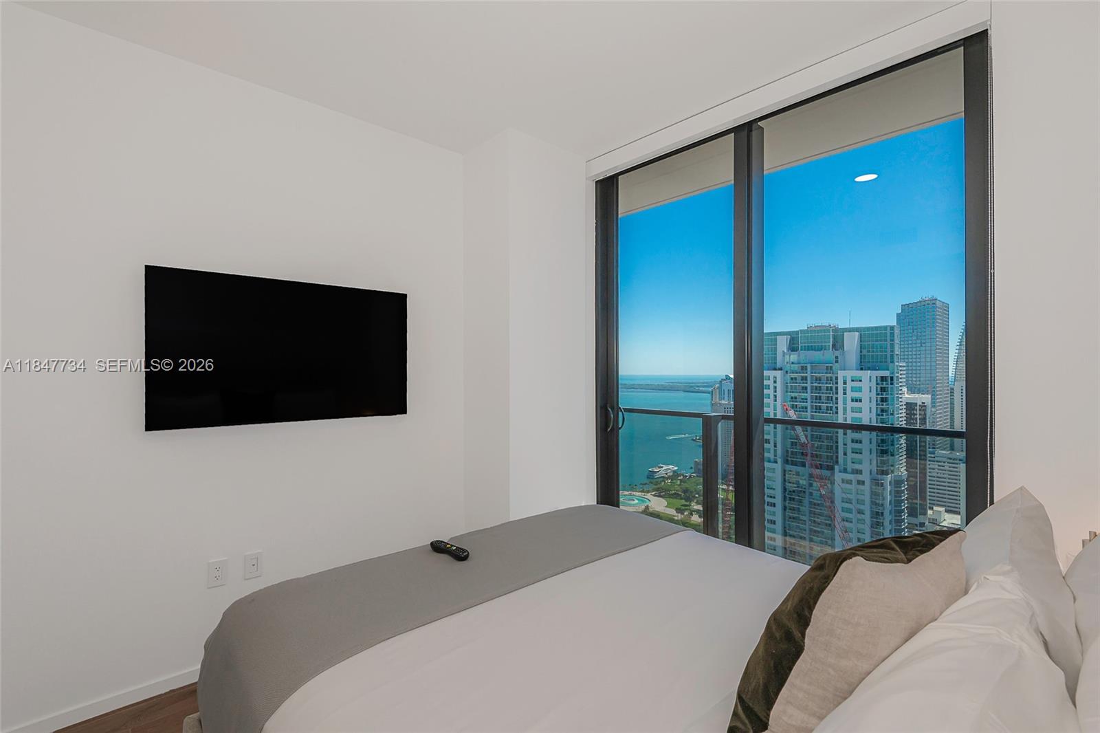 398 NE 5th Street 4417, Miami, FL 33132 photo 26