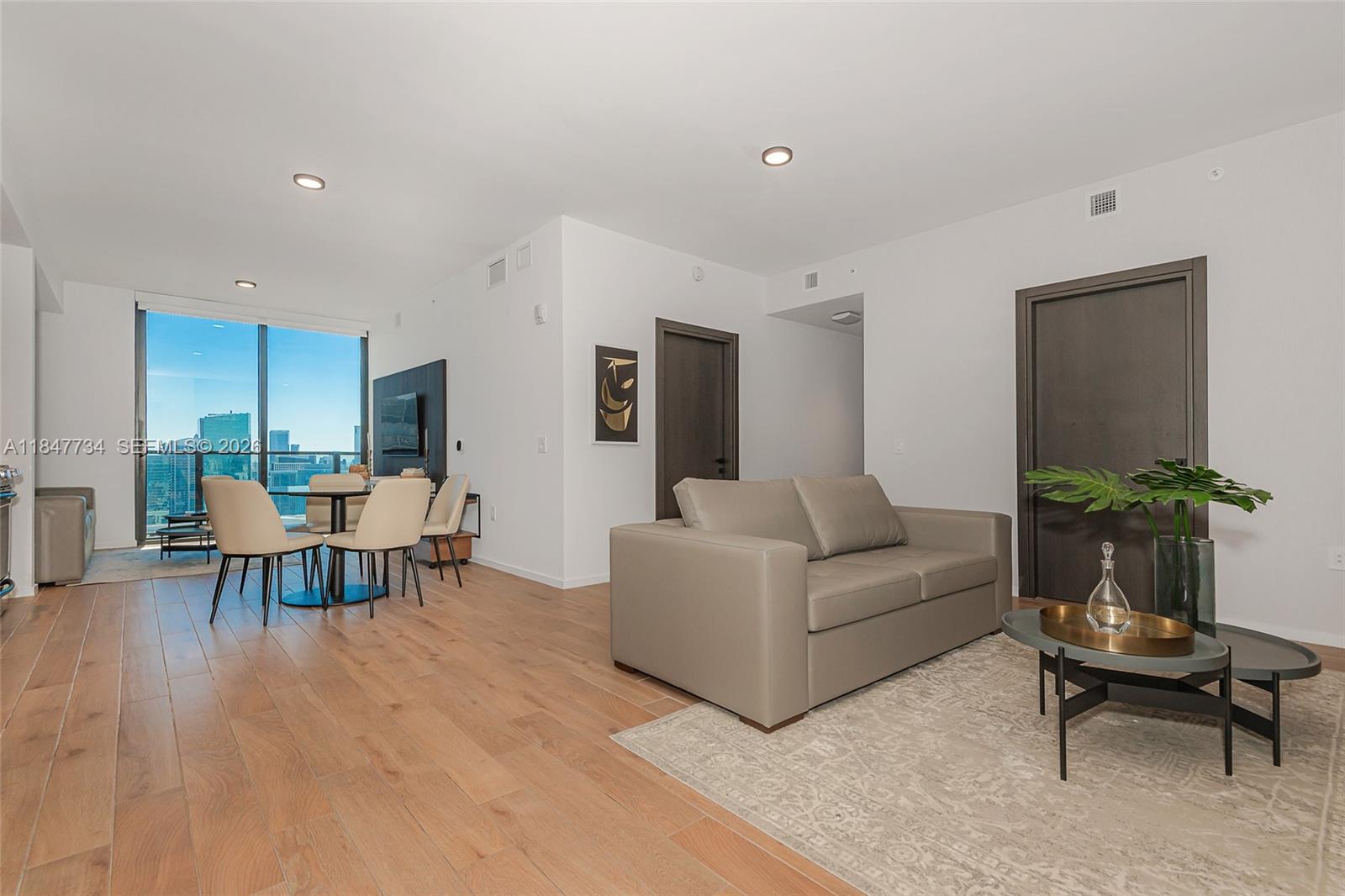 398 NE 5th Street 4417, Miami, FL 33132, Miami