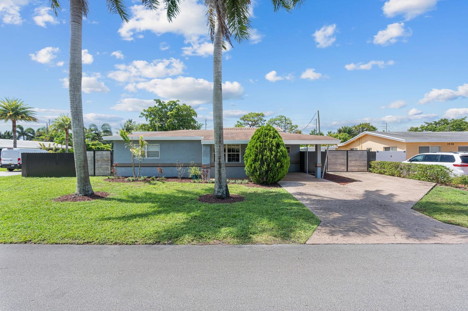 1498 NE 39th Street, Oakland Park, FL 33334 photo 2
