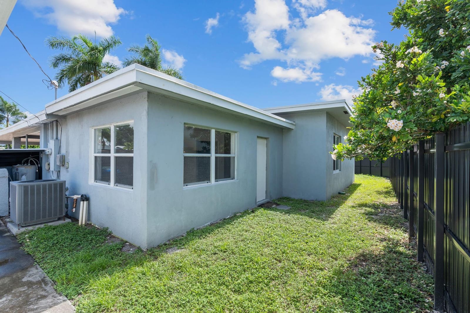 1498 NE 39th Street, Oakland Park, FL 33334 photo 30