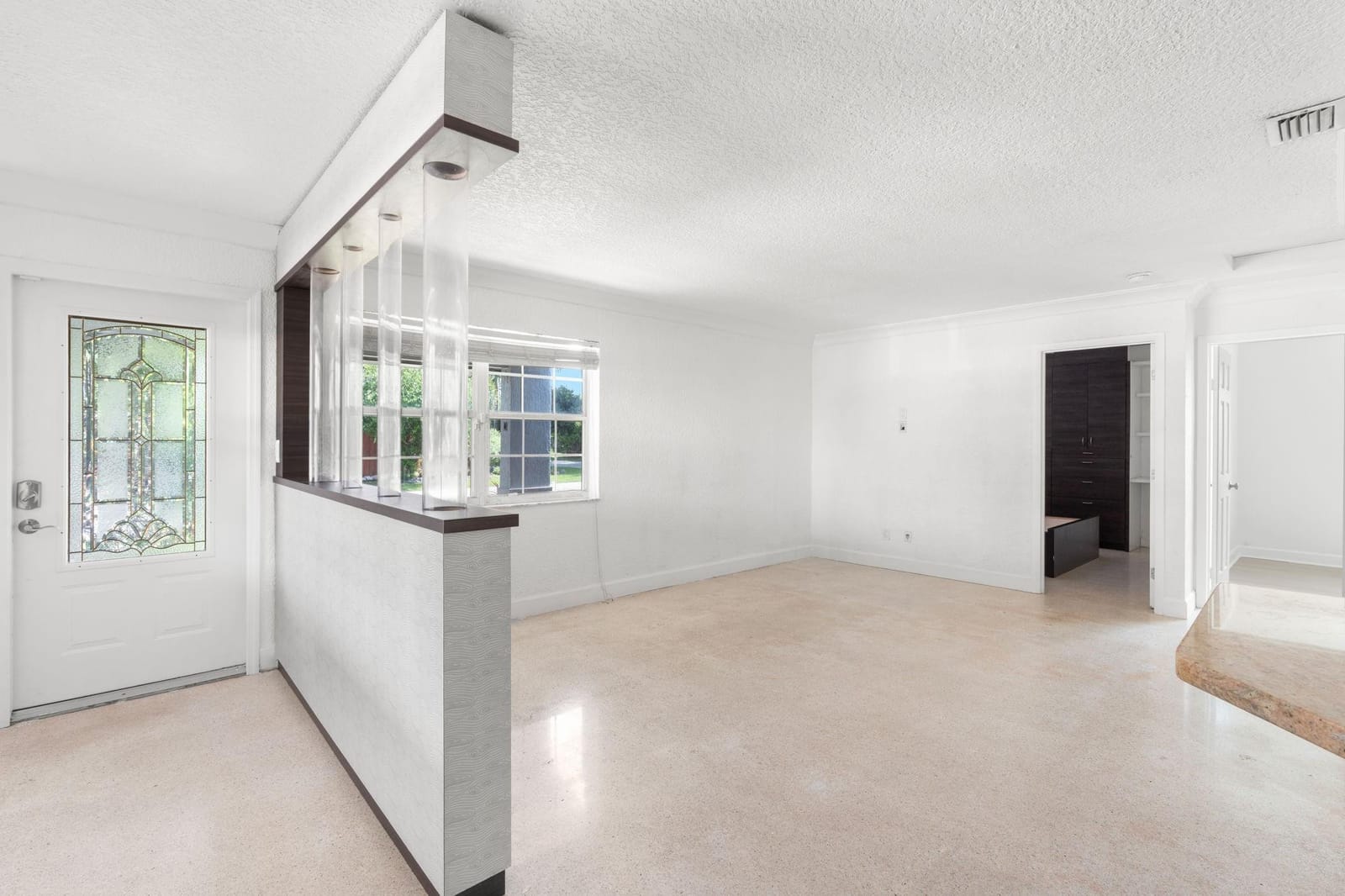 1498 NE 39th Street, Oakland Park, FL 33334 photo 4