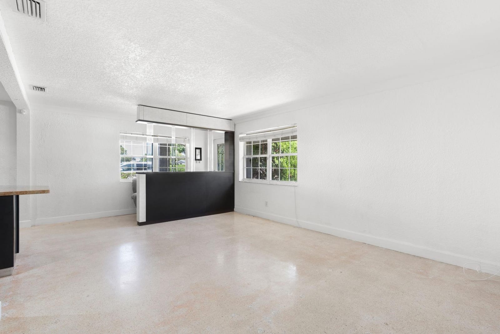 1498 NE 39th Street, Oakland Park, FL 33334 photo 5