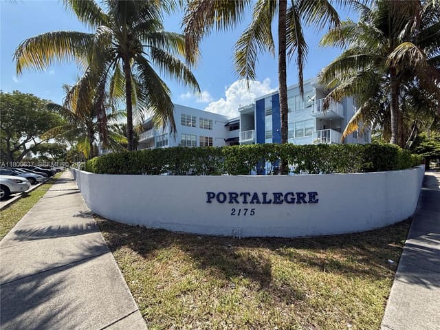 2175 NE 170th Street 202, North Miami Beach, FL 33162