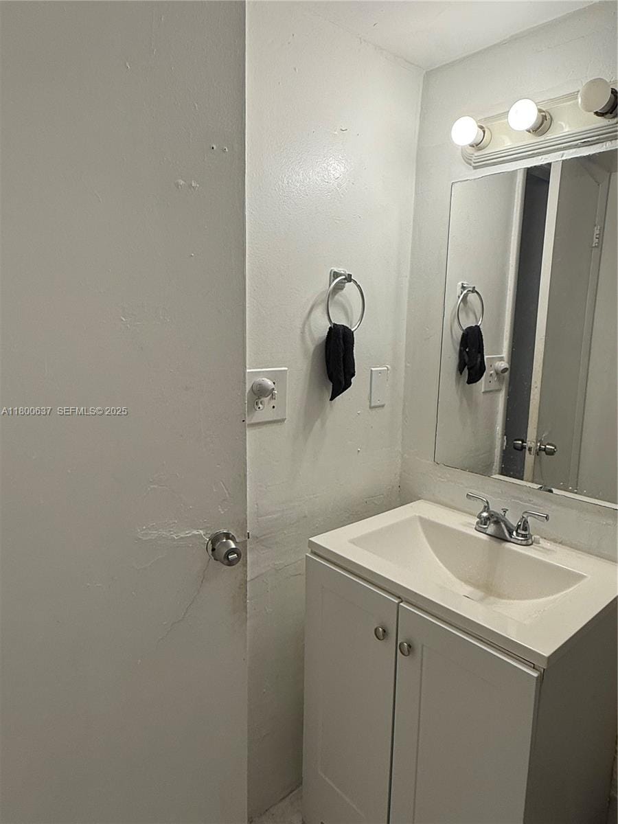 2175 NE 170th Street 202 — photo 7
