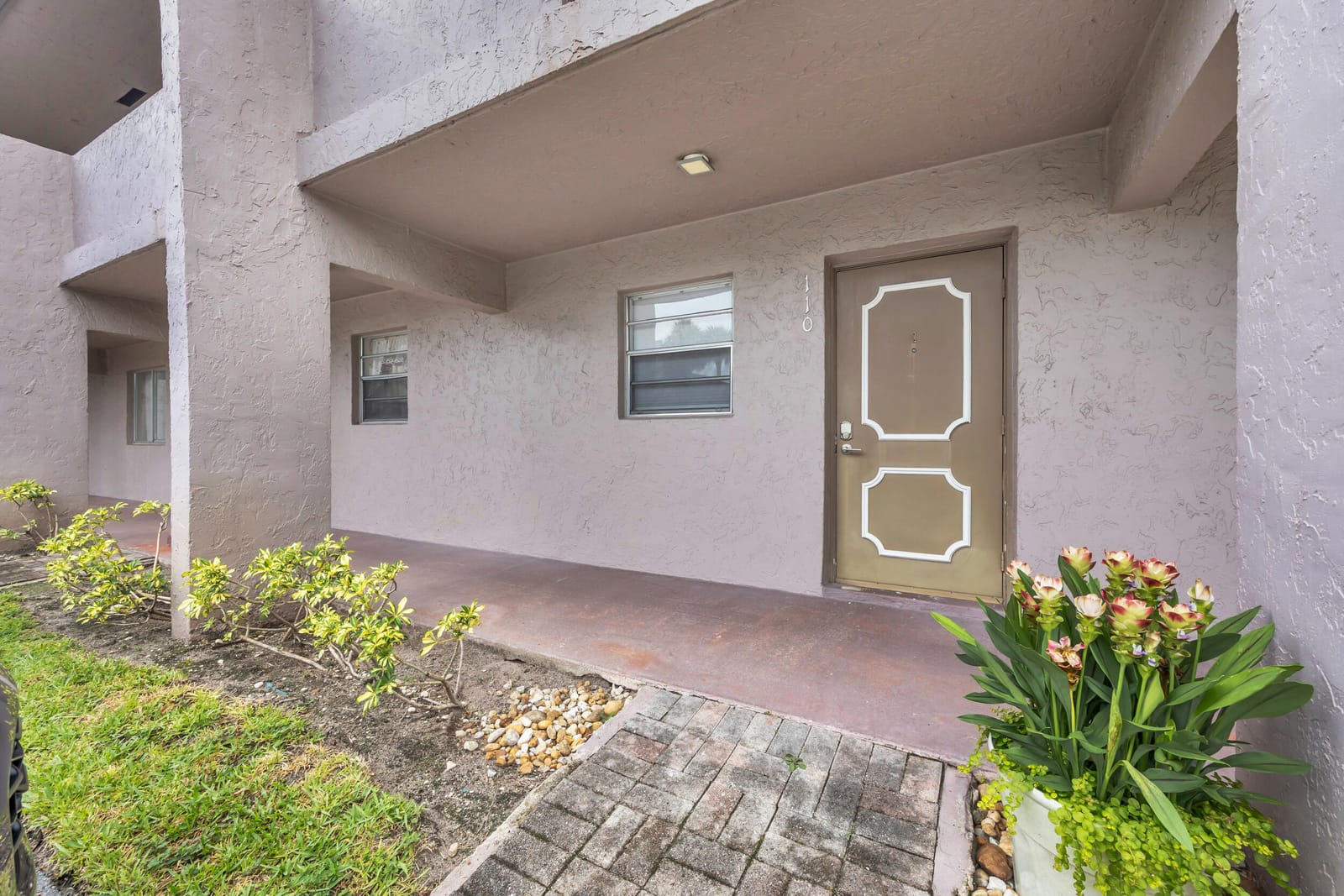 2828 Casita Way 1100, Delray Beach, FL 33445