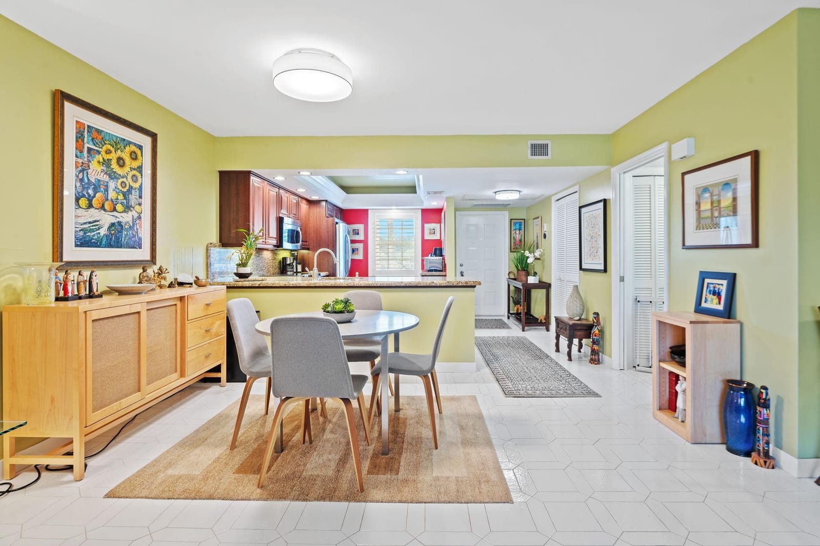 3900 Oaks Clubhouse Drive 305 — photo 5